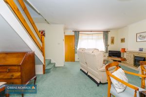 Sitting Room- click for photo gallery